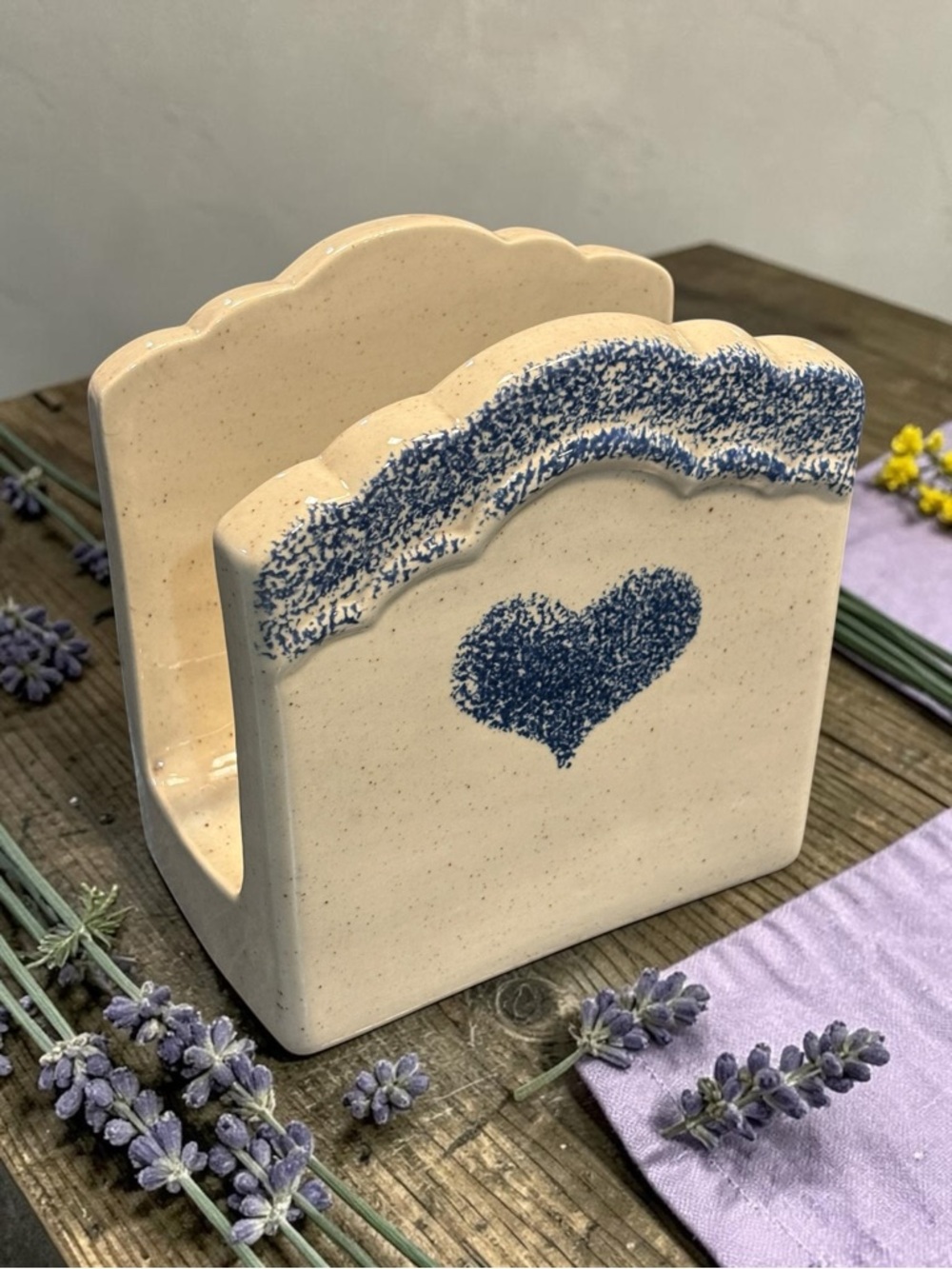 Vintage Ceramic Napkin holder w/ Blue Sponge - Painted Heart Artist Stamped Rare